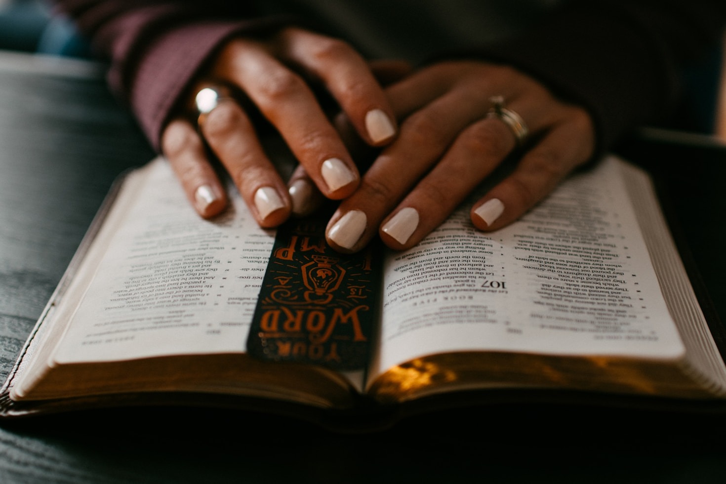 10 Uplifting Bible Verses for Everyday Strength